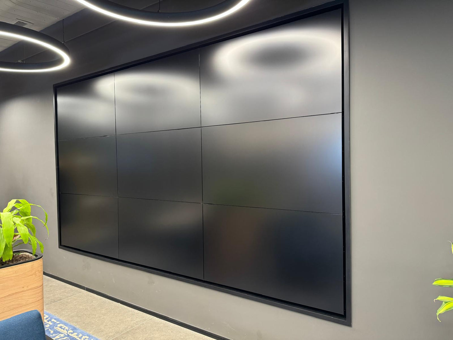 Digital Signage and Video Walls